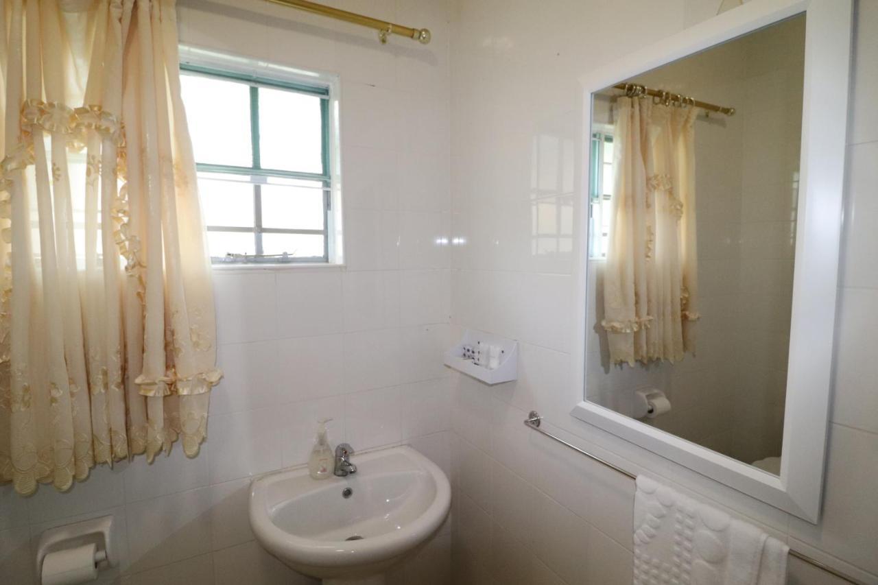 Sentosa Guest House Francistown Ruang foto